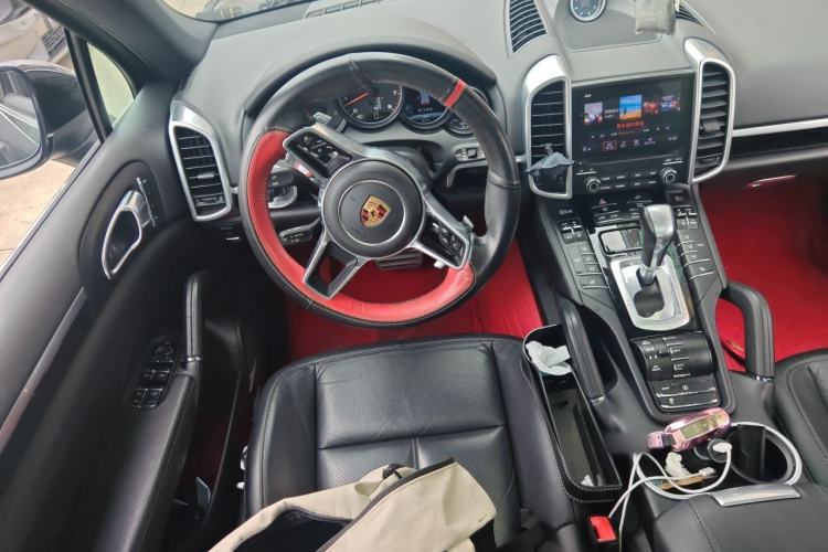 Used Porsche Cayenne 2016 Cayenne 3.0T Steering Wheel