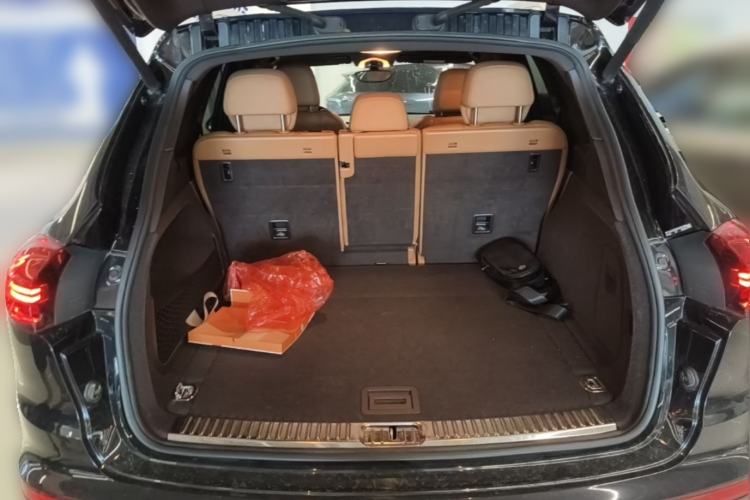 Used Porsche Cayenne 2016 Cayenne 3.0T Trunk