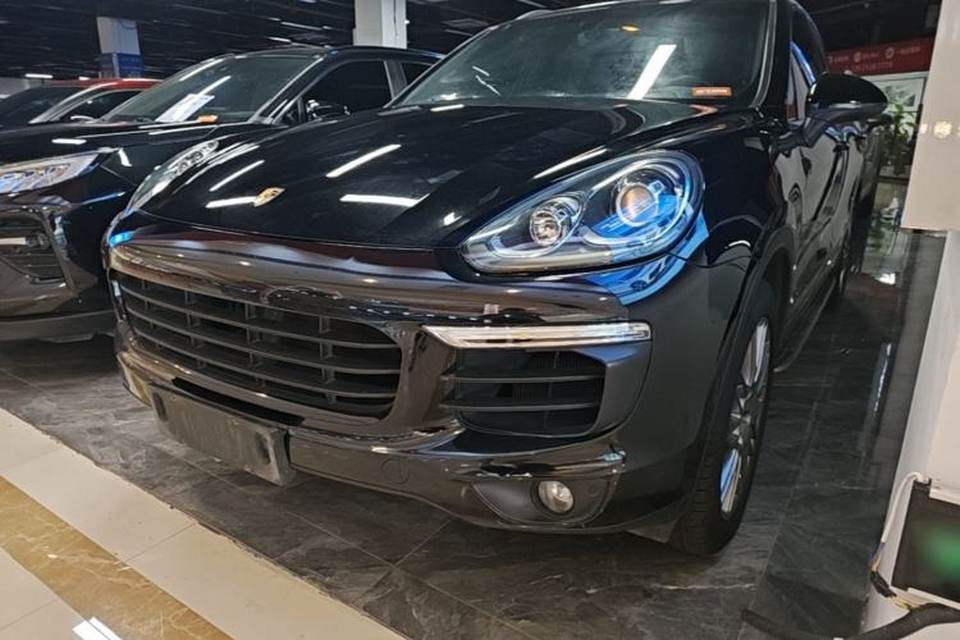 Porsche Cayenne 2016