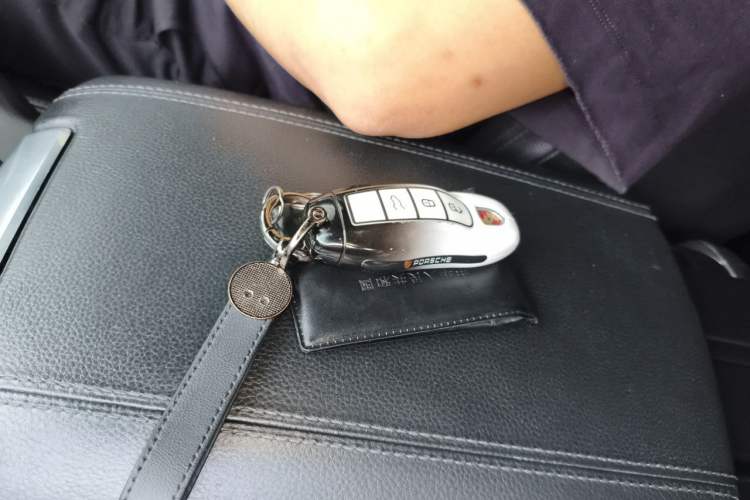 Used Porsche Cayenne 2016 Cayenne 3.0T Vehicle Key