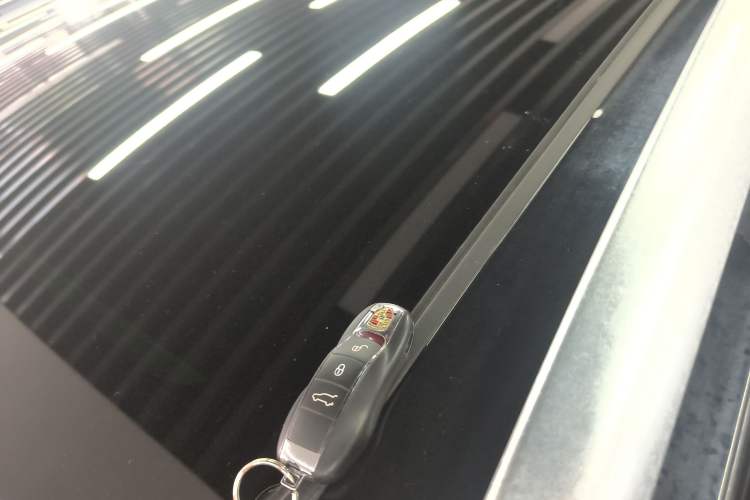Used Porsche Cayenne 2016 Cayenne 3.0T Vehicle Key