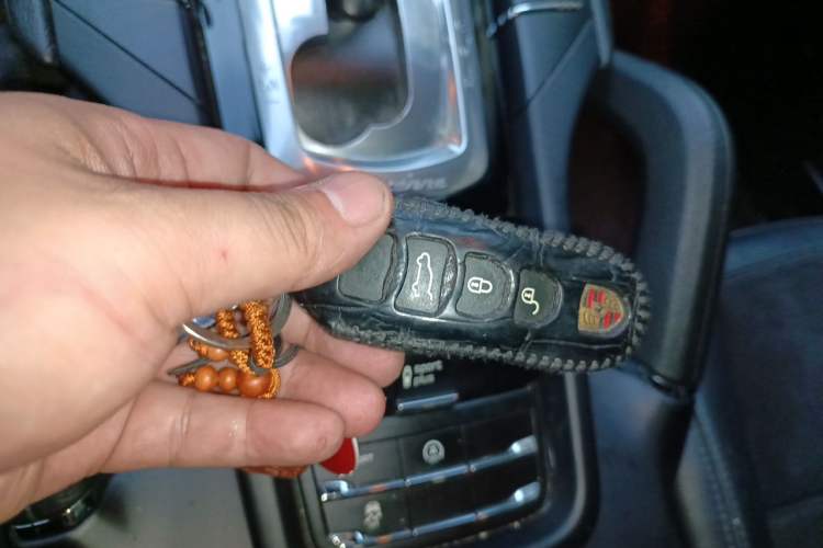 Used Porsche Cayenne 2016 3.0T parallel import Vehicle Key