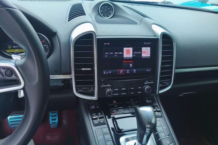 Used Porsche Cayenne 2016 Cayenne 3.0T Audio And AC Panel