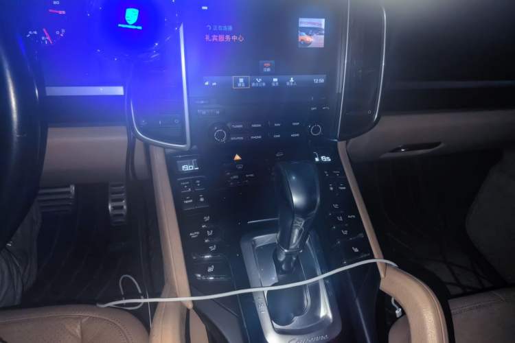 Used Porsche Cayenne 2016 Cayenne 3.0T Audio And AC Panel