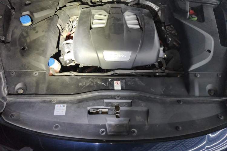 Used Porsche Cayenne 2016 Cayenne 3.0T Engine Bay