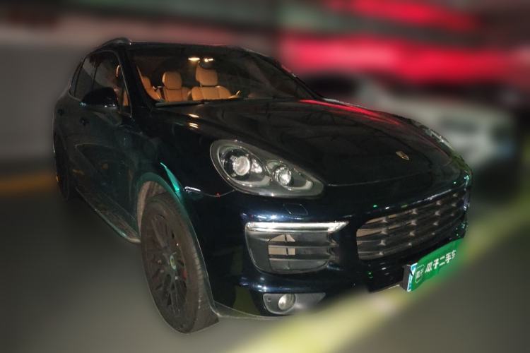 Used Porsche Cayenne 2016 Cayenne 3.0T Front Right 45 Deg