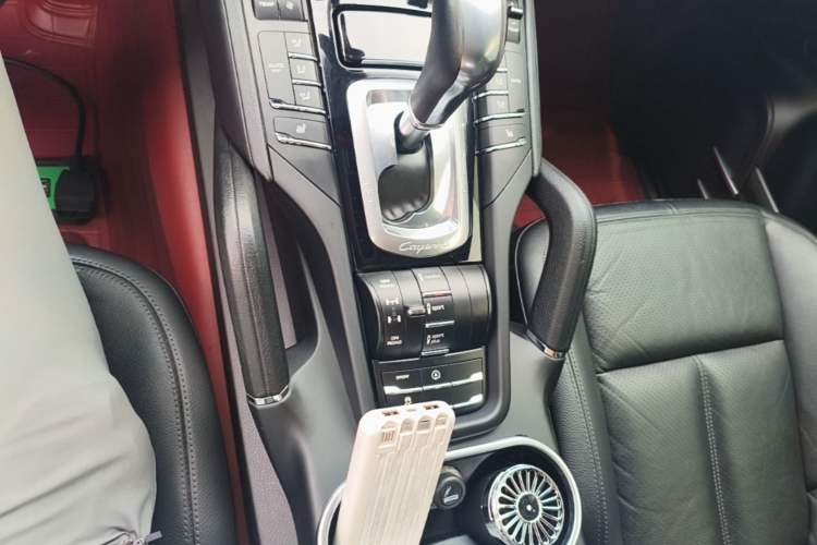 Used Porsche Cayenne 2016 Cayenne 3.0T Gear Lever