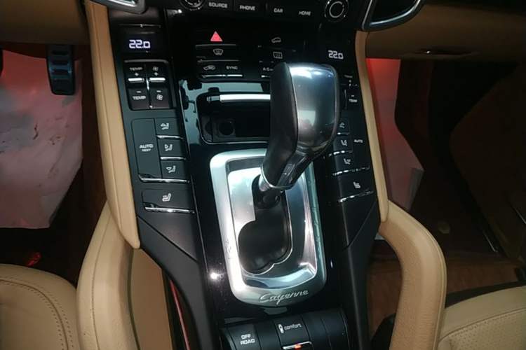 Used Porsche Cayenne 2016 Cayenne 3.0T Gear Lever