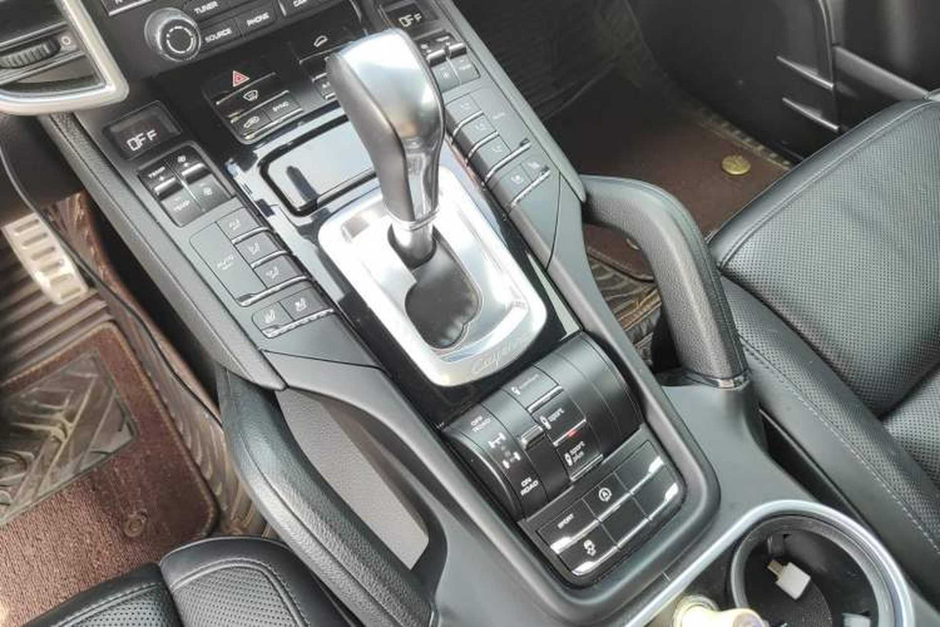 Used Porsche Cayenne 2016 Cayenne 3.0T Gear Lever