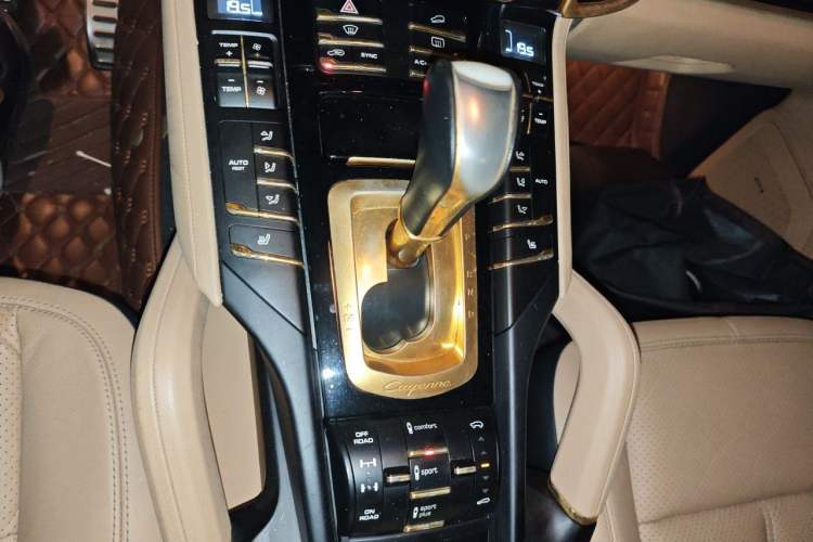 Used Porsche Cayenne 2016 Cayenne 3.0T Gear Lever