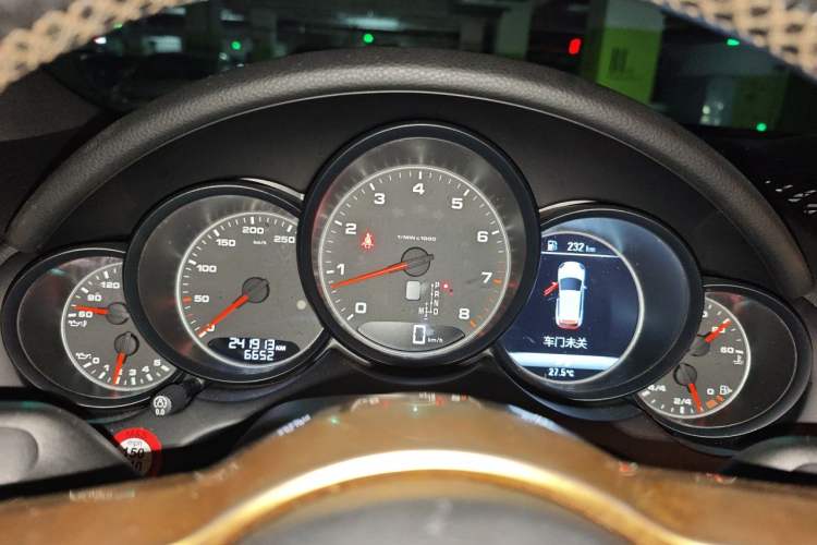 Used Porsche Cayenne 2016 Cayenne 3.0T Instrument Cluster