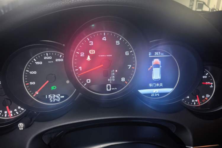 Used Porsche Cayenne 2016 Cayenne 3.0T Instrument Cluster