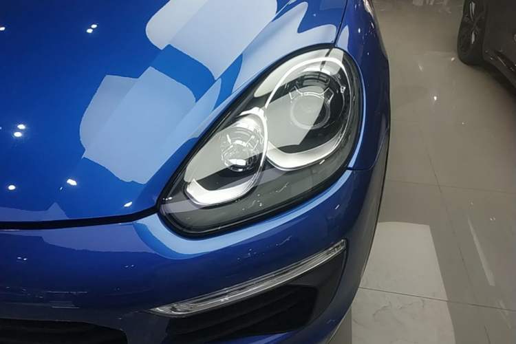 Used Porsche Cayenne 2016 Cayenne 3.0T Left Front Headlight