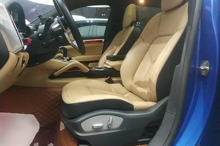 Used Porsche Cayenne 2016 Cayenne 3.0T Left Front Seat