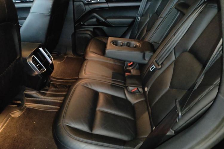 Used Porsche Cayenne 2016 Cayenne 3.0T Left Rear Seat