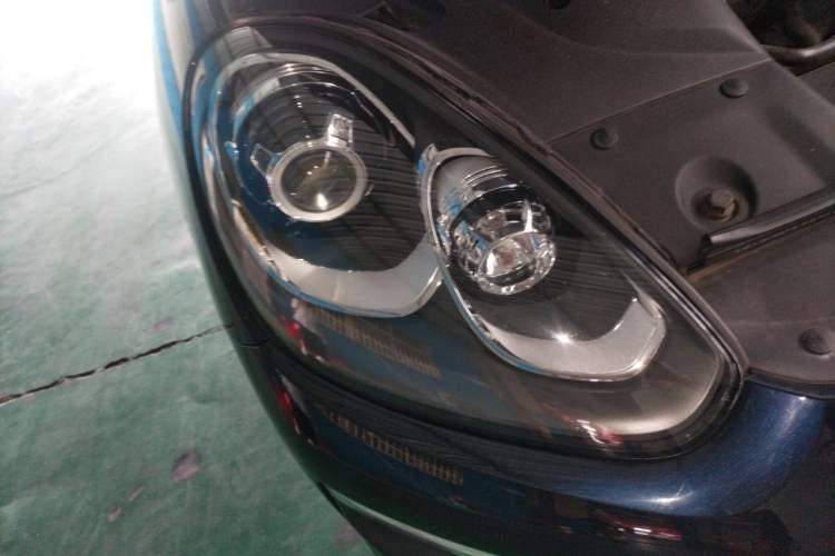 Used Porsche Cayenne 2016 Cayenne 3.0T Right Front Headlight