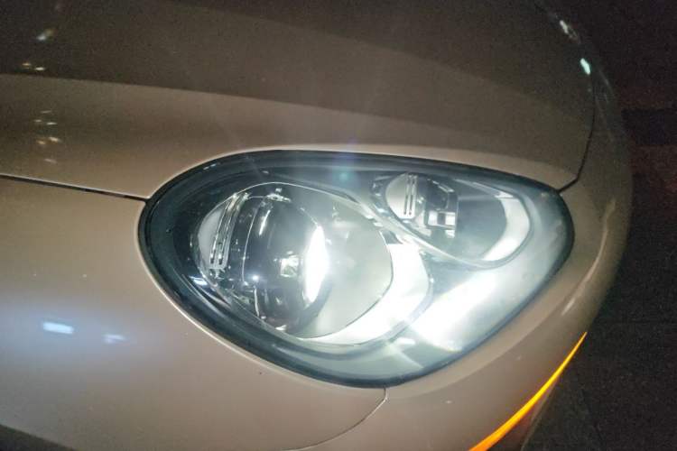 Used Porsche Cayenne 2016 Cayenne 3.0T Right Front Headlight