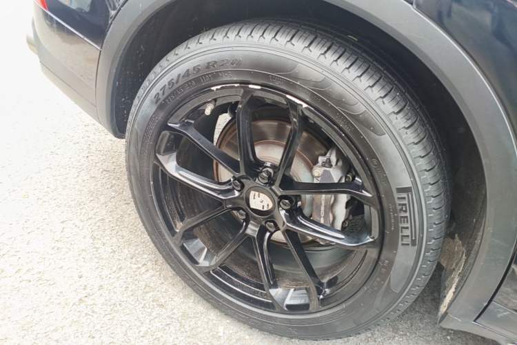 Used Porsche Cayenne 2016 Cayenne 3.0T Right Rear Wheel Hub