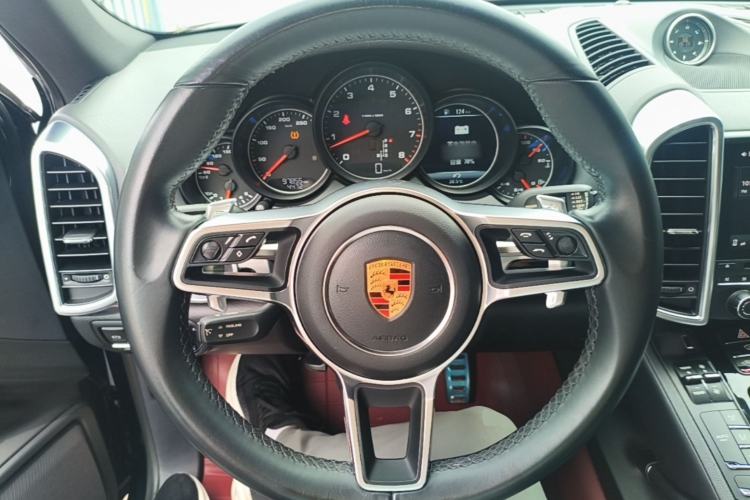Used Porsche Cayenne 2016 Cayenne 3.0T Steering Wheel