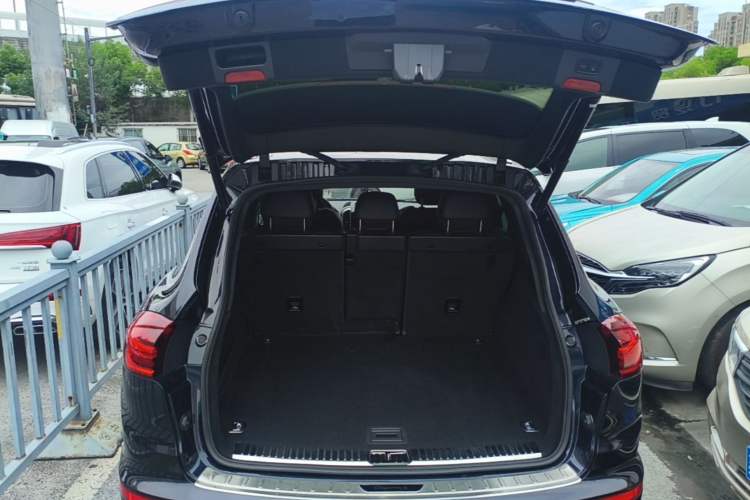 Used Porsche Cayenne 2016 Cayenne 3.0T Trunk