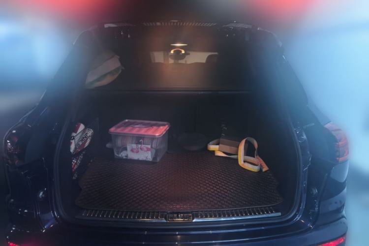 Used Porsche Cayenne 2016 Cayenne 3.0T Trunk