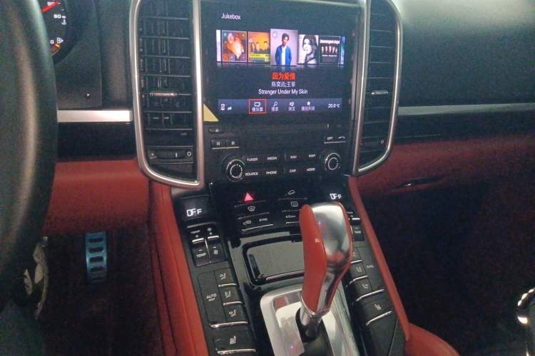 Used Porsche Cayenne 2016 Cayenne 3.0T Audio And AC Panel