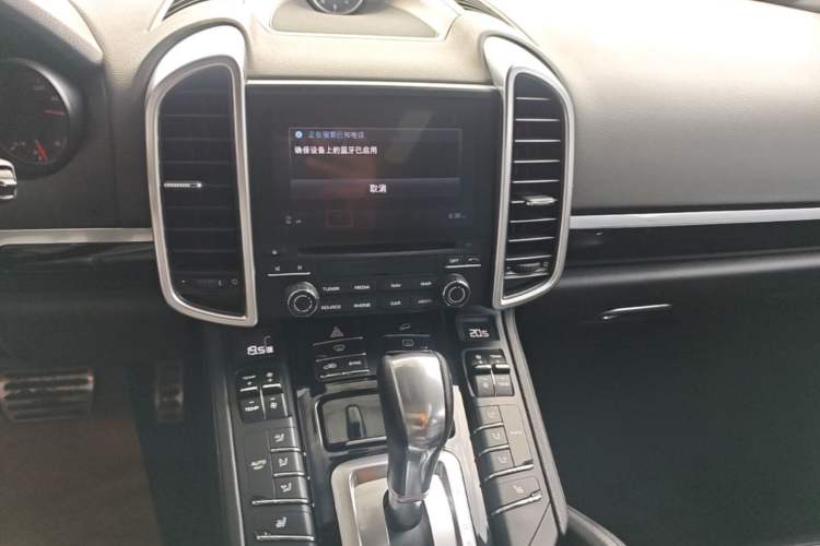 Used Porsche Cayenne 2016 Cayenne 3.0T Audio And AC Panel