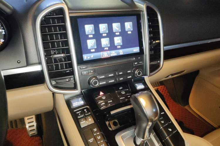 Used Porsche Cayenne 2016 Cayenne 3.0T Audio And AC Panel