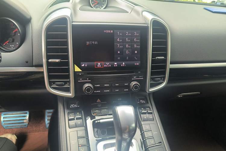 Used Porsche Cayenne 2016 Cayenne Platinum Edition 3.0T Audio And AC Panel
