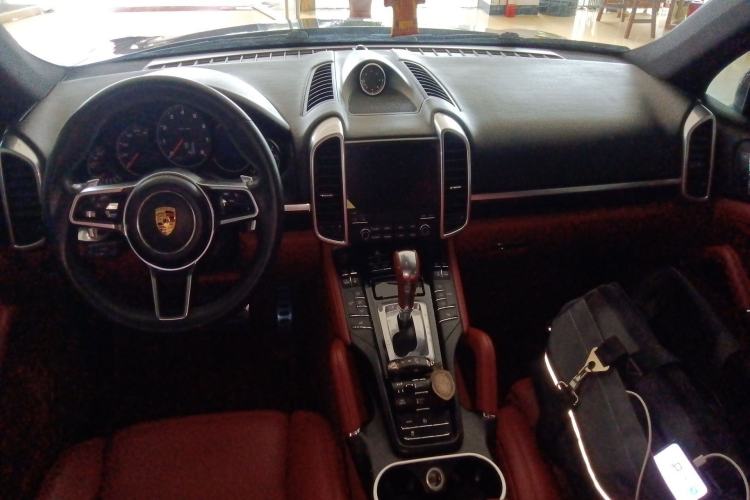 Used Porsche Cayenne 2016 Cayenne 3.0T Center Console