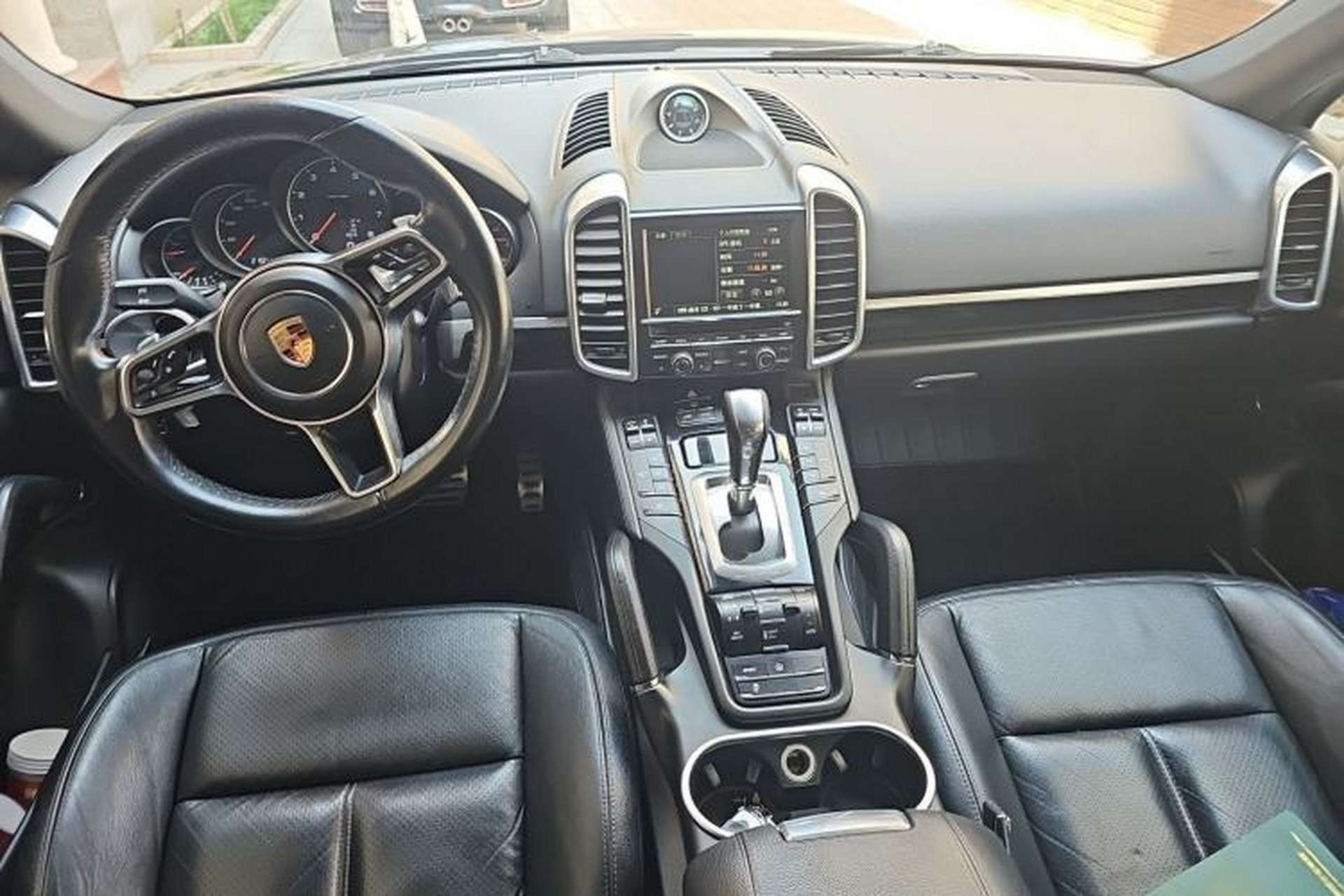 Used Porsche Cayenne  Center Console