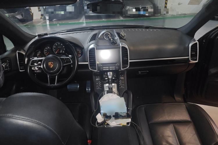 Used Porsche Cayenne 2016 Cayenne 3.0T Center Console