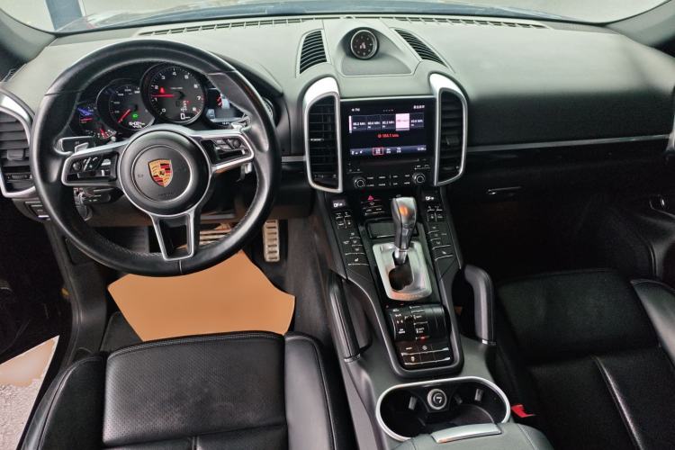 Used Porsche Cayenne 2016 Cayenne 3.0T Center Console