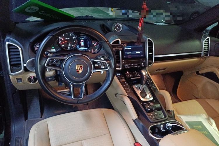 Used Porsche Cayenne 2016 Cayenne 3.0T Center Console