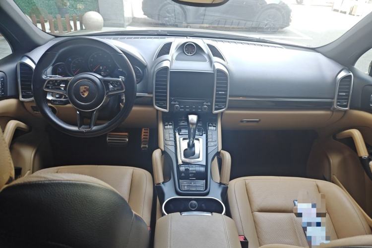 Used Porsche Cayenne 2016 Cayenne 3.0T Center Console