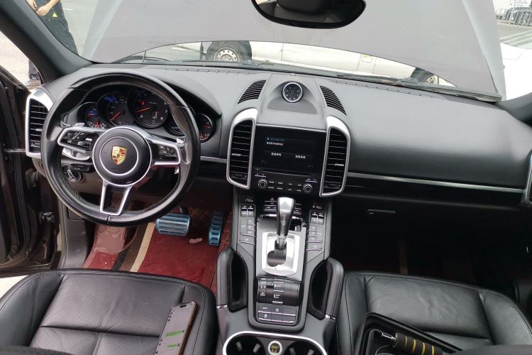 Used Porsche Cayenne 2016 Cayenne 3.0T Center Console