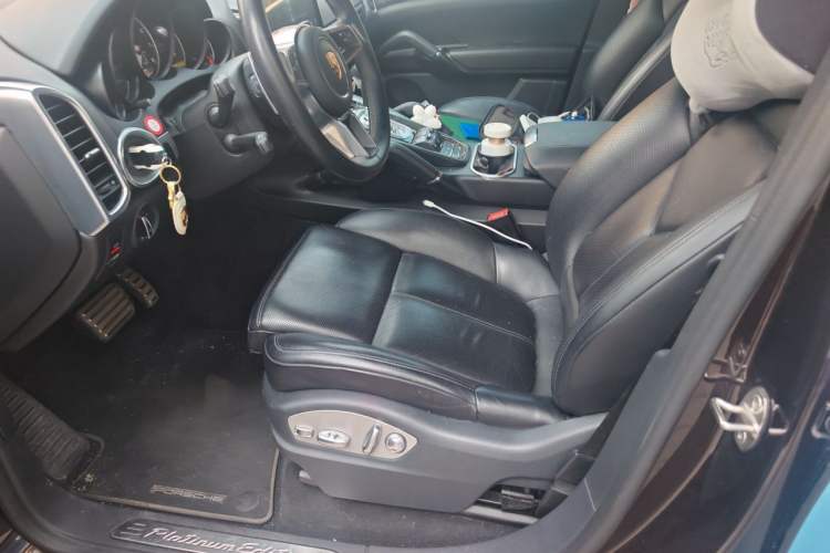 Used Porsche Cayenne 2016 Cayenne Platinum Edition 3.0T Driver Seat