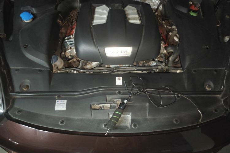 Used Porsche Cayenne 2016 Cayenne 3.0T Engine Bay