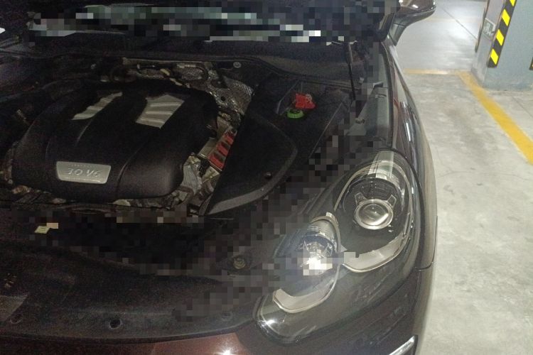 Used Porsche Cayenne 2016 Cayenne 3.0T Engine Bay Left