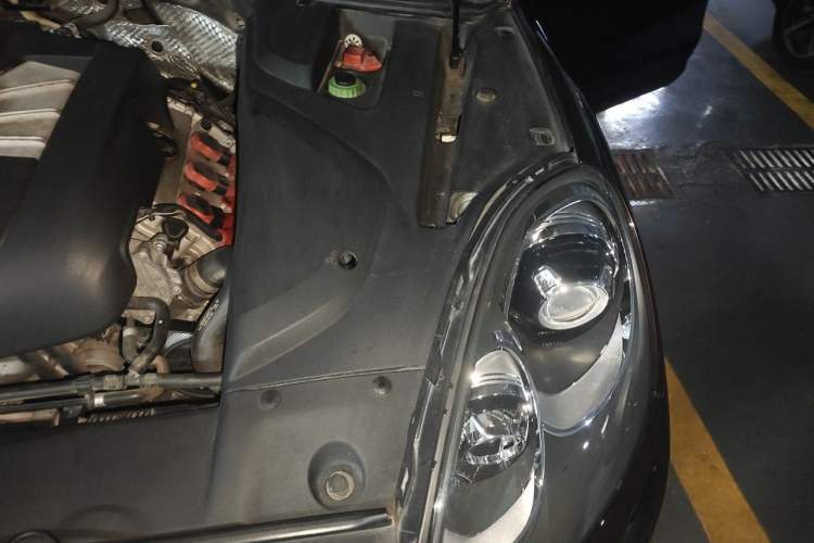 Used Porsche Cayenne 2016 Cayenne 3.0T Engine Bay Left