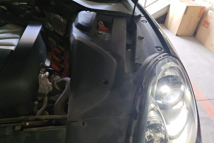Used Porsche Cayenne 2016 3.0T parallel import Engine Bay Left