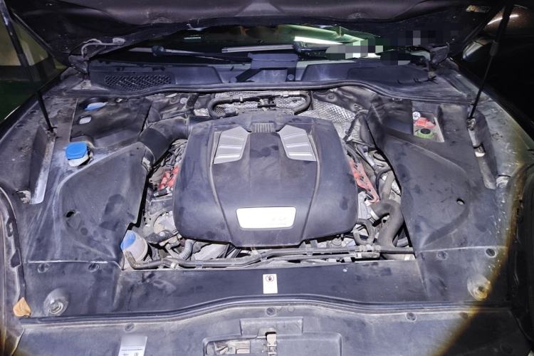 Used Porsche Cayenne 2016 Cayenne Platinum Edition 3.0T Engine Bay