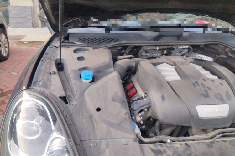 Used Porsche Cayenne 2016 Cayenne 3.0T Engine Bay Right