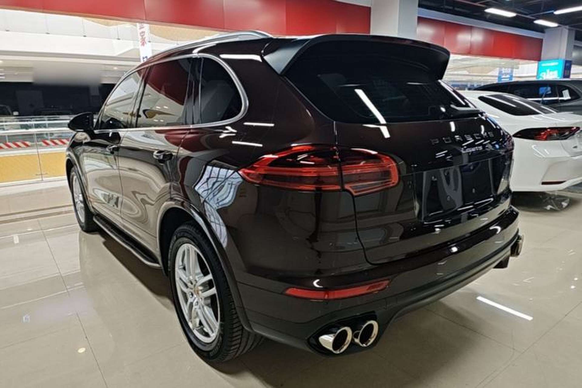 Used Porsche Cayenne 2016 Cayenne Platinum Edition 3.0T Exterior 2