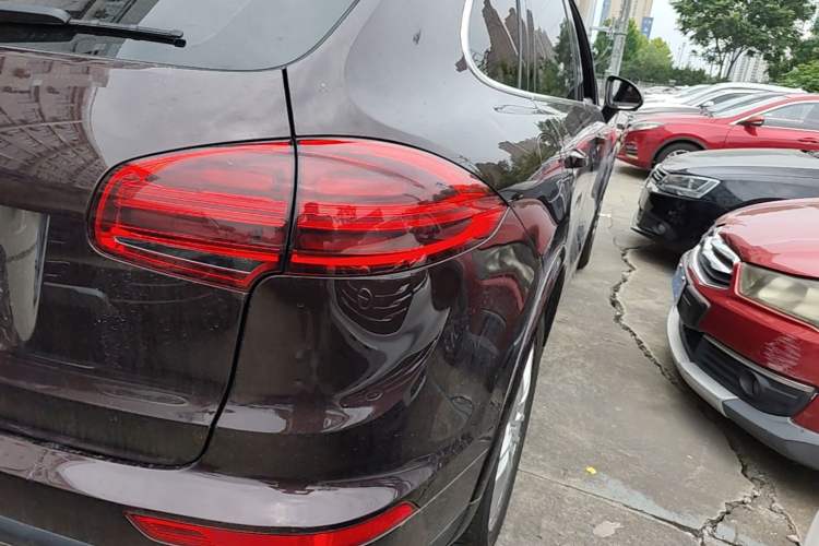 Used Porsche Cayenne 2016 Cayenne Platinum Edition 3.0T Exterior 3