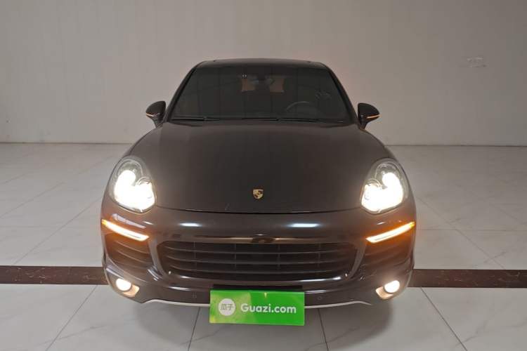 Used Porsche Cayenne 2016 Cayenne Platinum Edition 3.0T Front