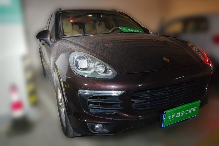 Used Porsche Cayenne 2016 Cayenne Platinum Edition 3.0T Front Right 45 Deg