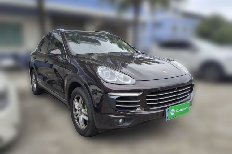 Used Porsche Cayenne 2016 Cayenne 3.0T Front Right 45 Deg