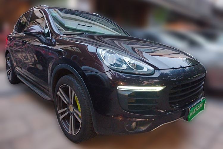 Used Porsche Cayenne 2016 Cayenne 3.0T Front Right 45 Deg