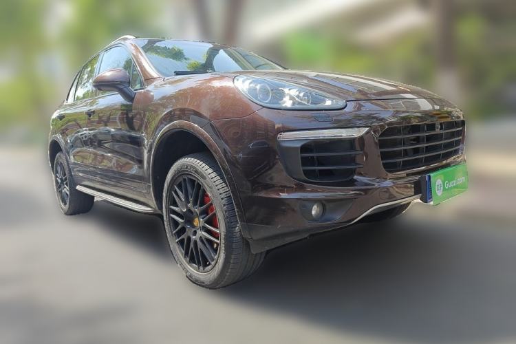 Used Porsche Cayenne 2016 Cayenne Platinum Edition 3.0T Front Right 45 Deg